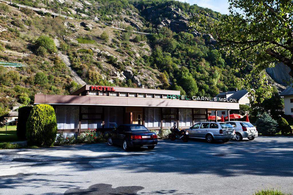 Hotel Garni Simplon Brigerbad Esterno foto