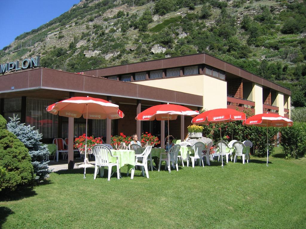 Hotel Garni Simplon Brigerbad Esterno foto