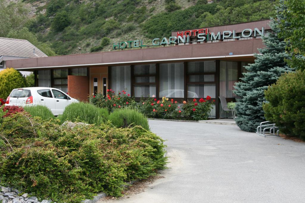 Hotel Garni Simplon Brigerbad Esterno foto